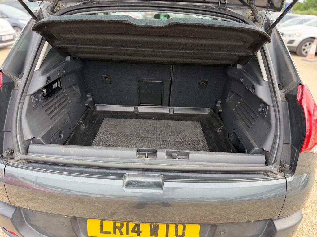 Peugeot 3008 Active Silver #40