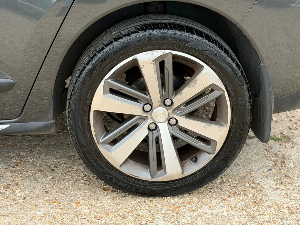 Peugeot 3008 Active Silver #36