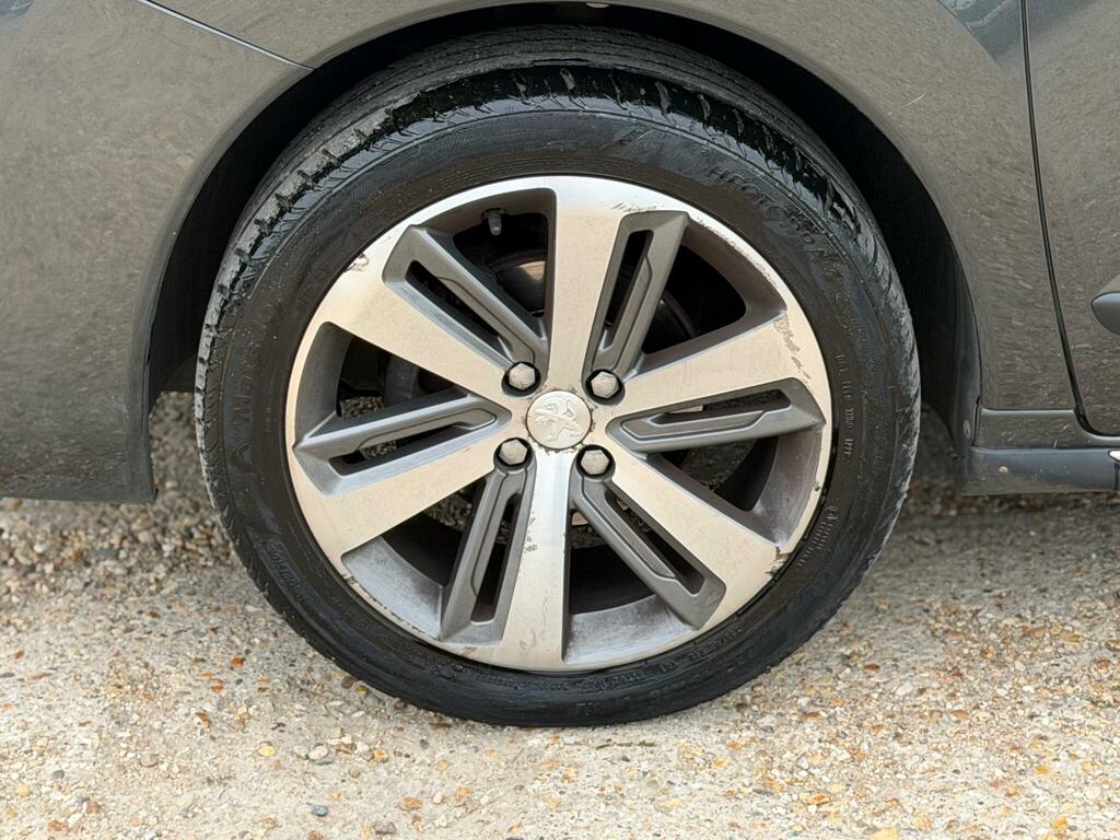 Peugeot 3008 Active Silver #35