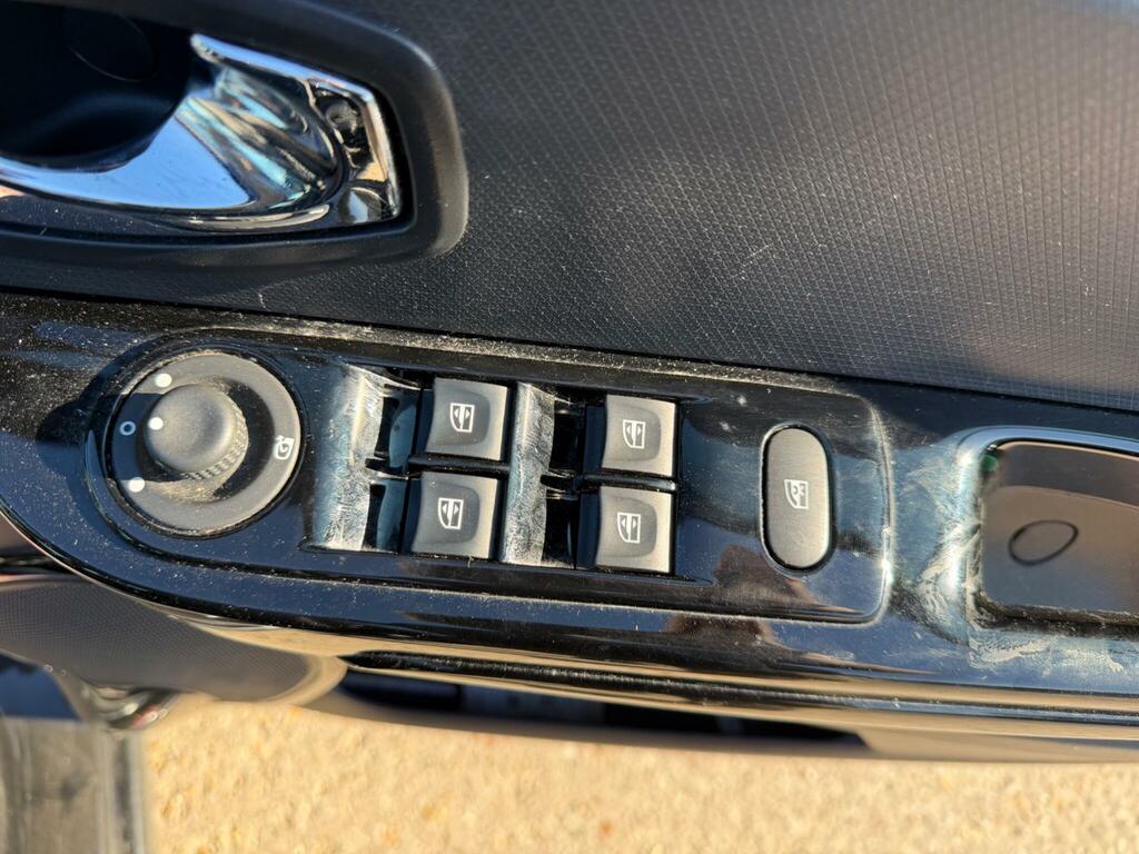 Renault Clio Clio Dynamique Medianav Black #77