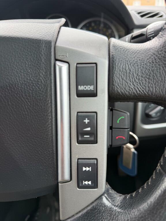 Land Rover Discovery 3 Gs Black #37