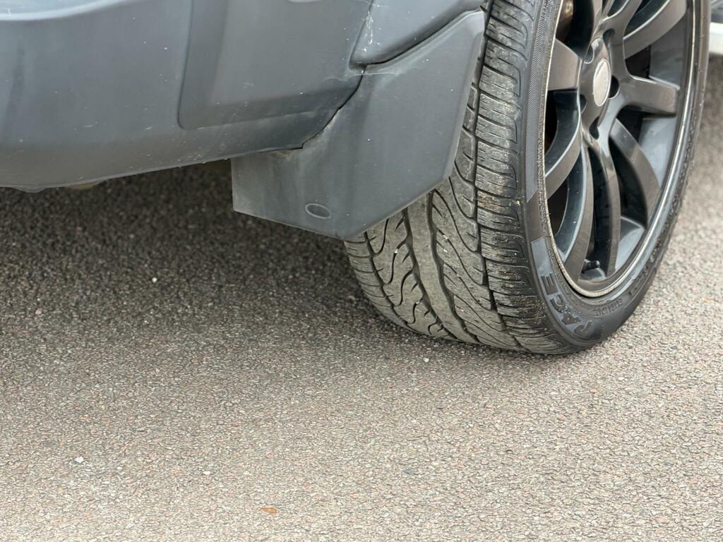 Land Rover Discovery 3 Gs Black #40