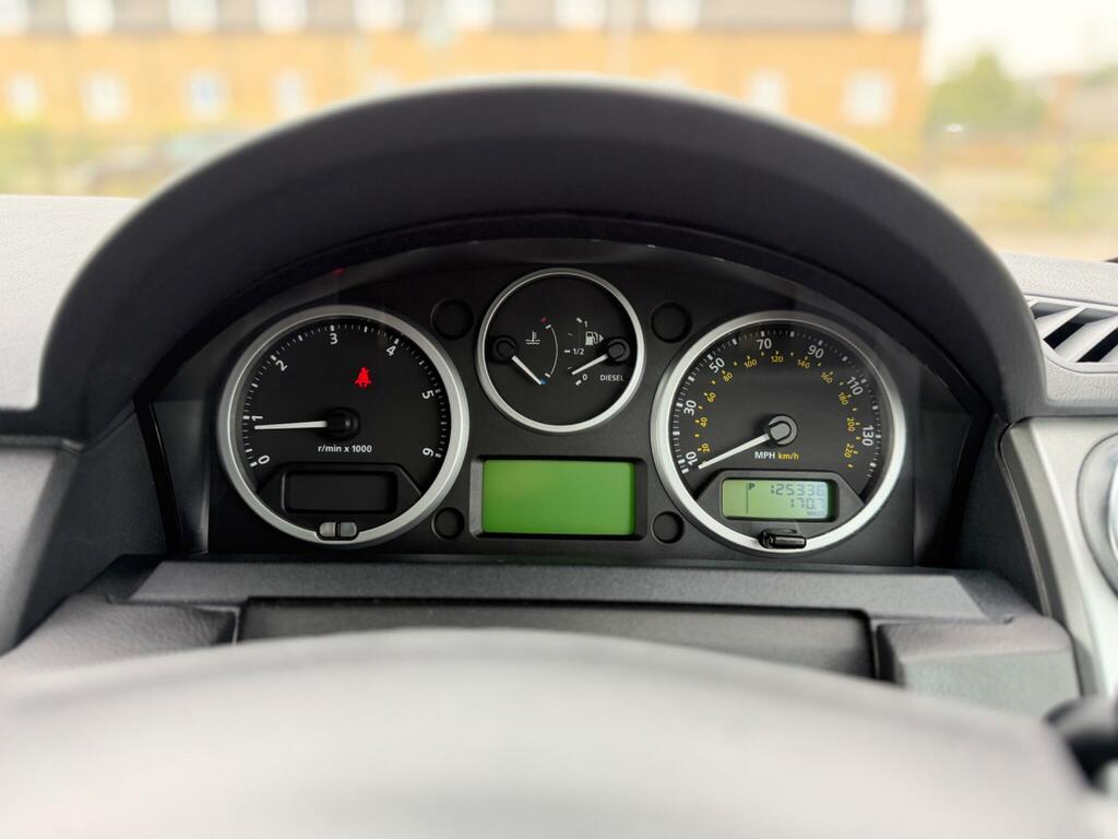 Land Rover Discovery 3 Gs Black #45