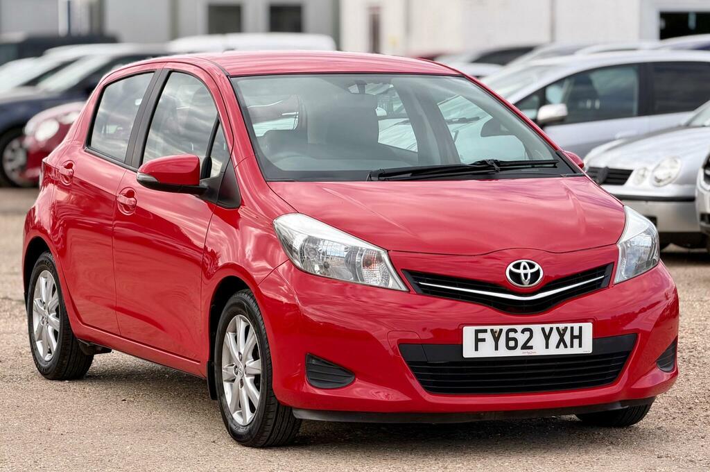 Toyota Yaris Tr Red