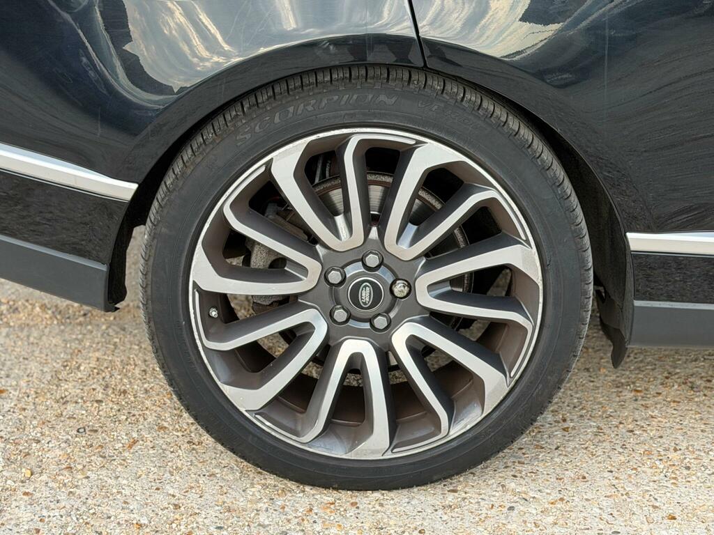 Land Rover Range Rover Autobiography Black #37