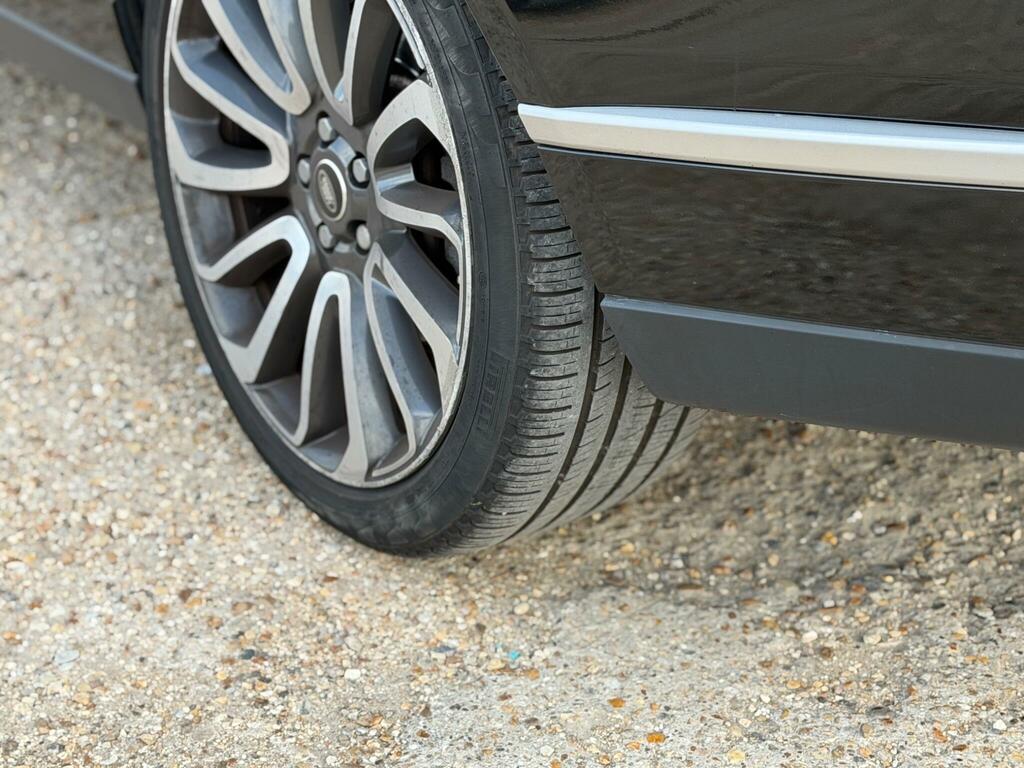Land Rover Range Rover Autobiography Black #36