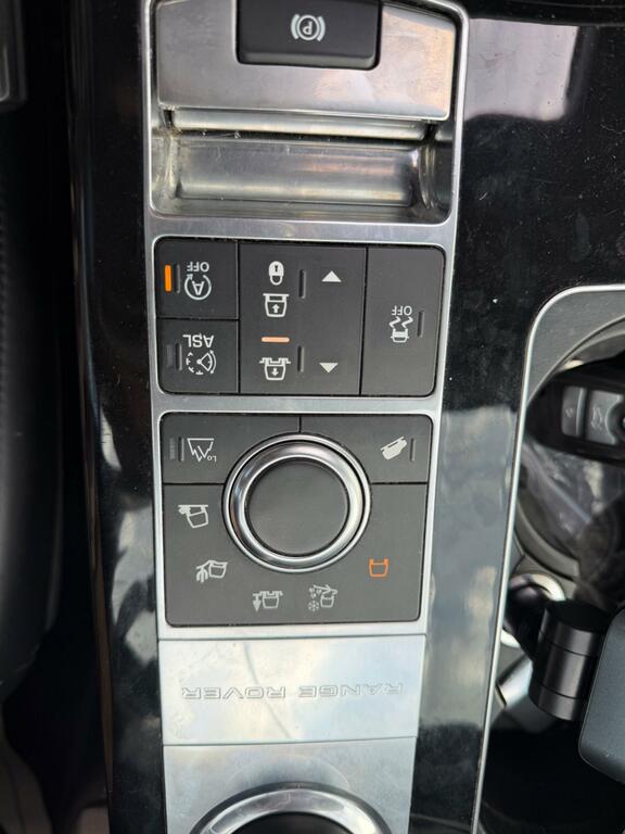 Land Rover Range Rover Autobiography Black #33
