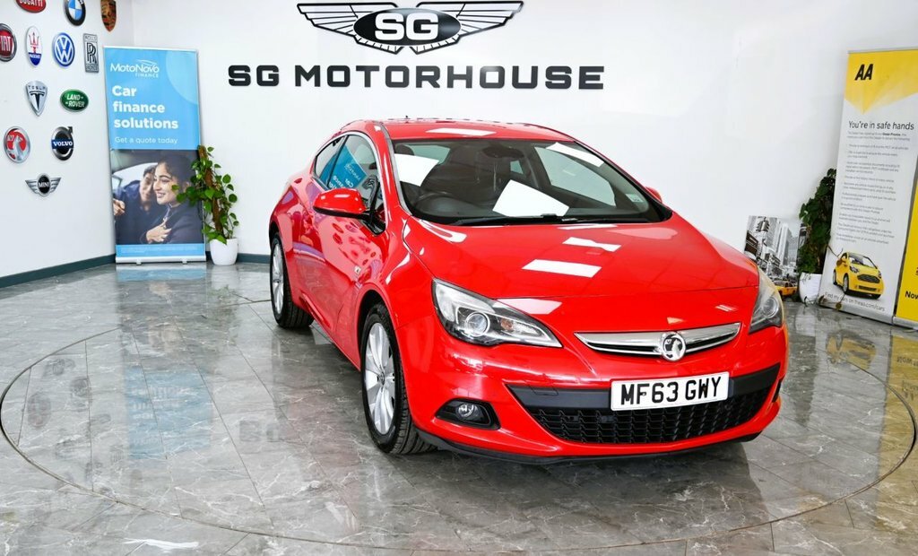 Vauxhall Astra GTC 1.6T 16V Sri Euro 5 White #22