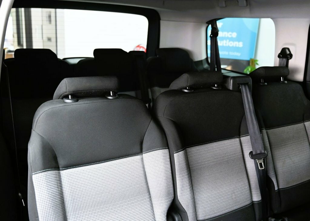 Citroen SpaceTourer 1.5L Feel M Grey #4
