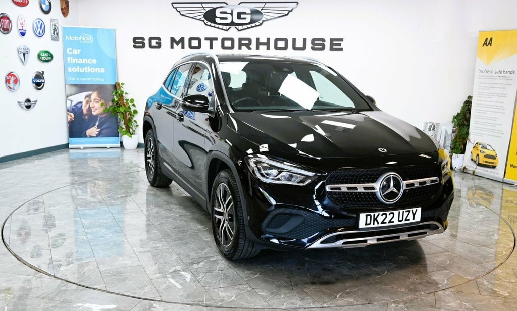 Mercedes-Benz GLA Class 200 Amg Line Executive Suv 7G-dct Eur Black #12
