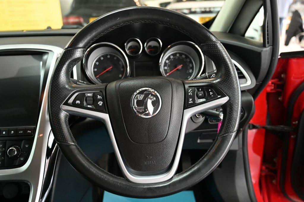 Vauxhall Astra GTC 1.6T 16V Sri Coupe Euro 5 180 P Red #14