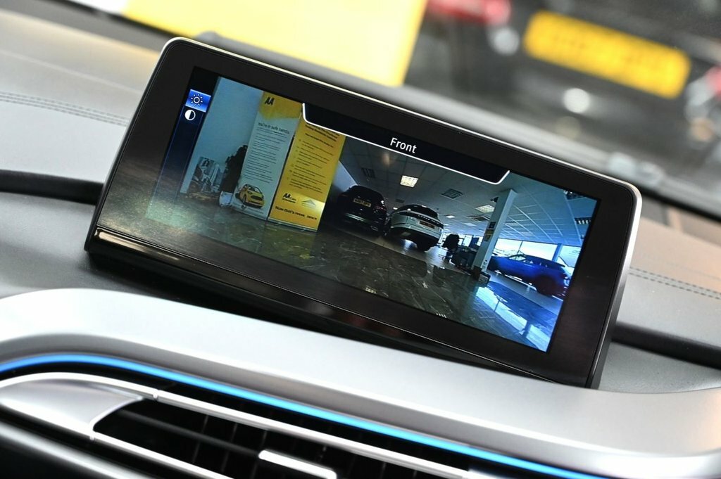 BMW i8 Coupe #5