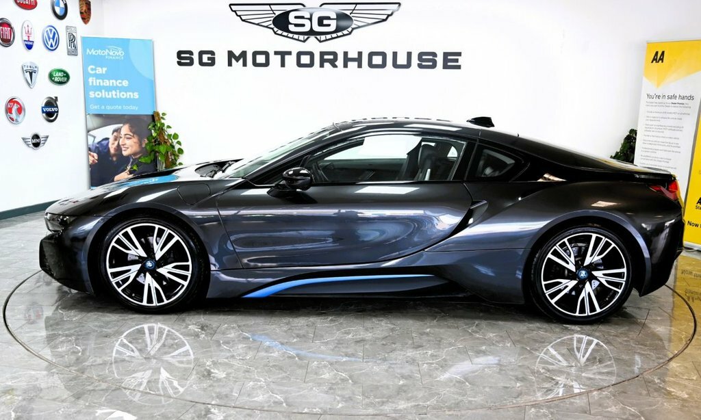 BMW i8 2dr Auto White #7