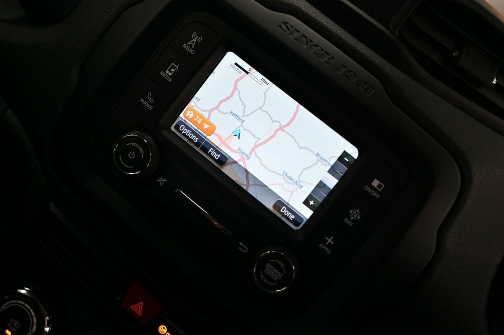 Jeep Renegade 1.4L Longitude White #5