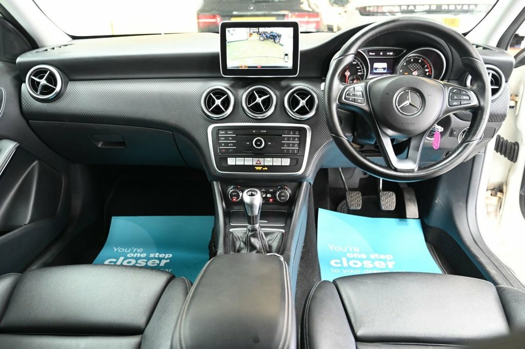 Mercedes-Benz A Class 1.6L Sport White #2