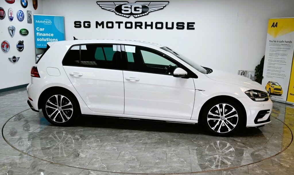 Volkswagen Golf 2L R-line DF69WGX White #6