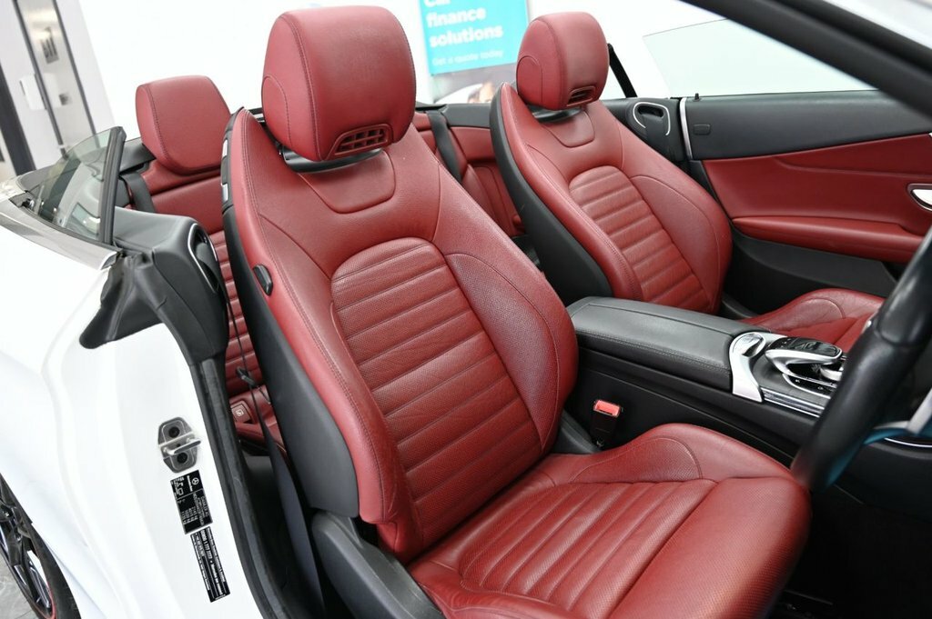 Mercedes-Benz C Class 2L Amg Line White