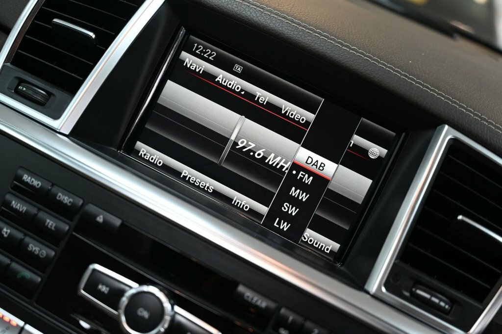 Mercedes-Benz GL Class 2013 5.5 Gl63 Amg 557 Bhp Silver #38
