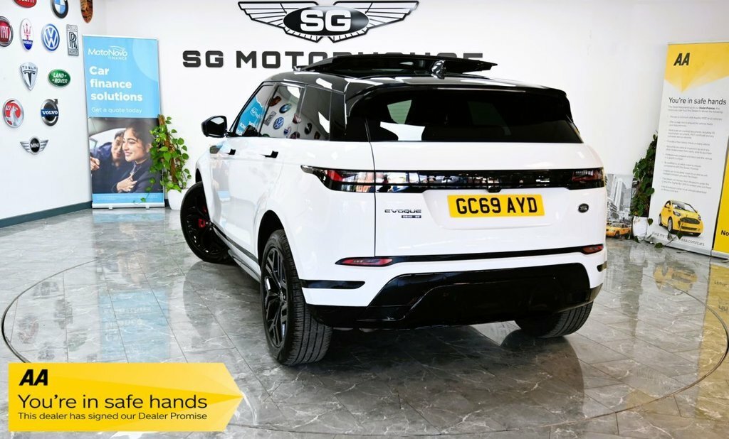 Land Rover Range Rover Evoque 2L R-dynamic Se GC69AYD White #2