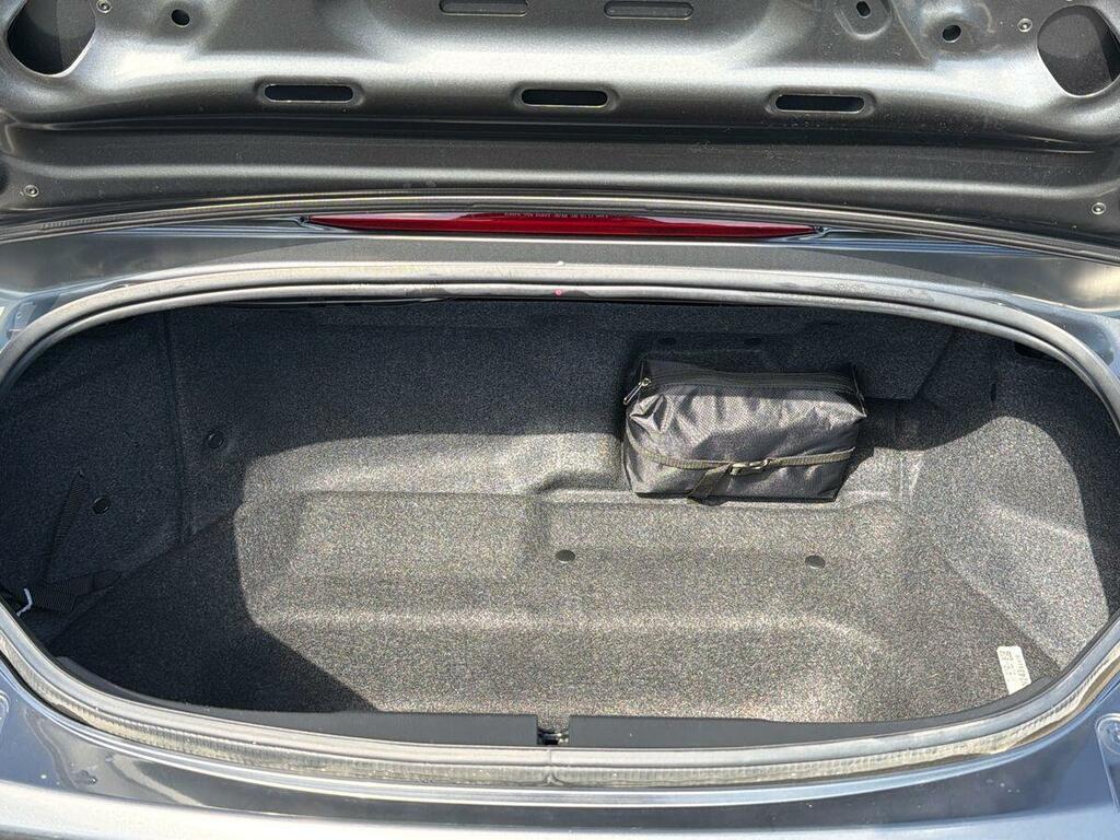 Mazda MX-5 Manual #18