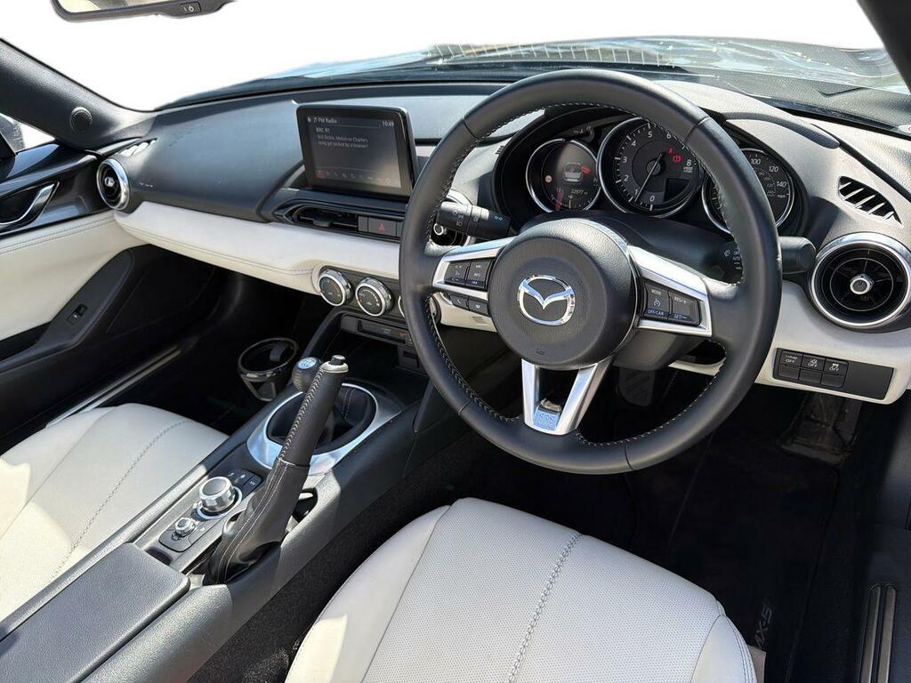 Mazda MX-5 Manual #10