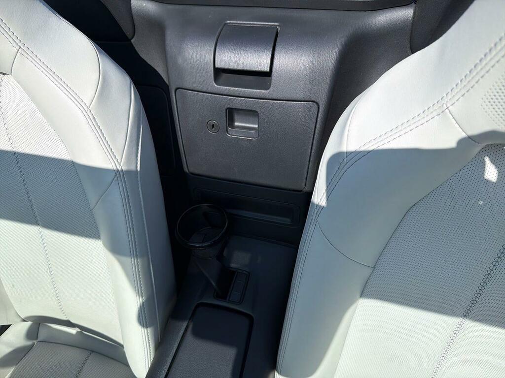 Mazda MX-5 Manual #25