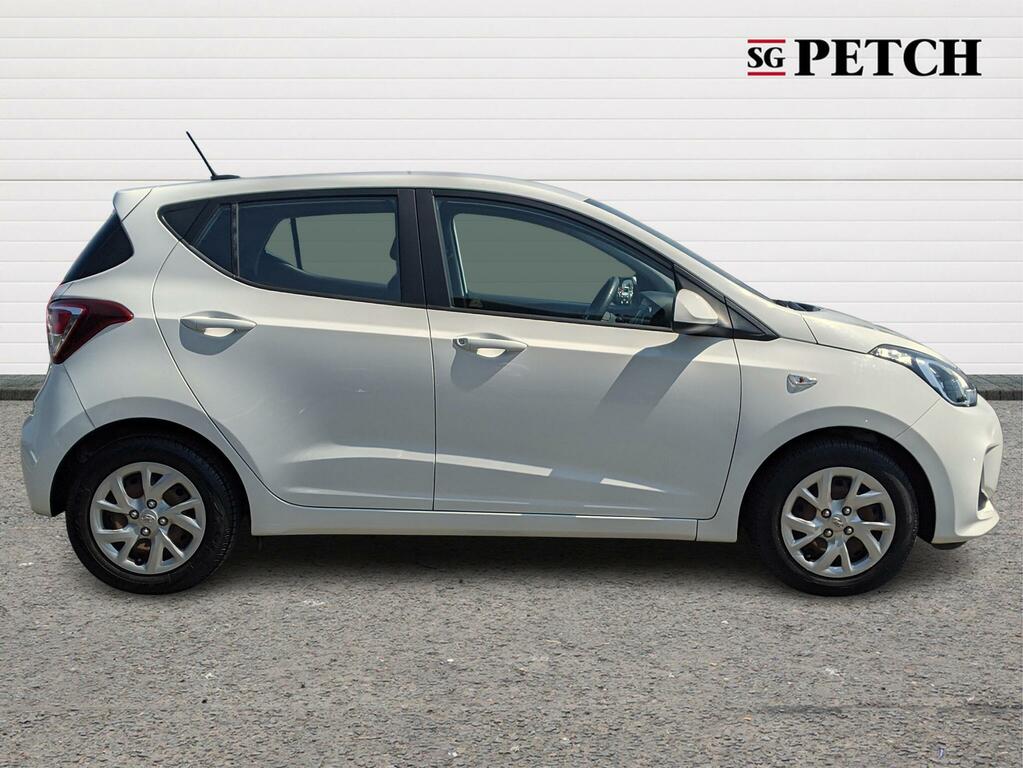 Hyundai I10 1.2 Premium Se 86 Bhp Glass Sunroof, 7In Satell Blue #2
