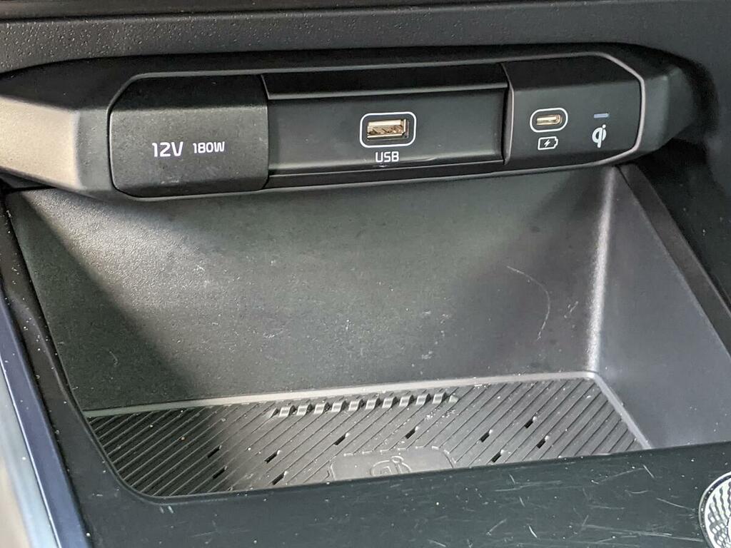 Kia e-Niro 2 Black #28