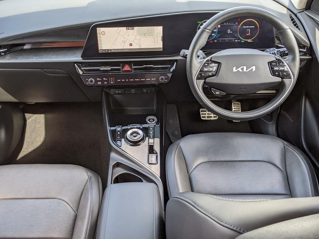 Kia e-Niro 2 Black #11