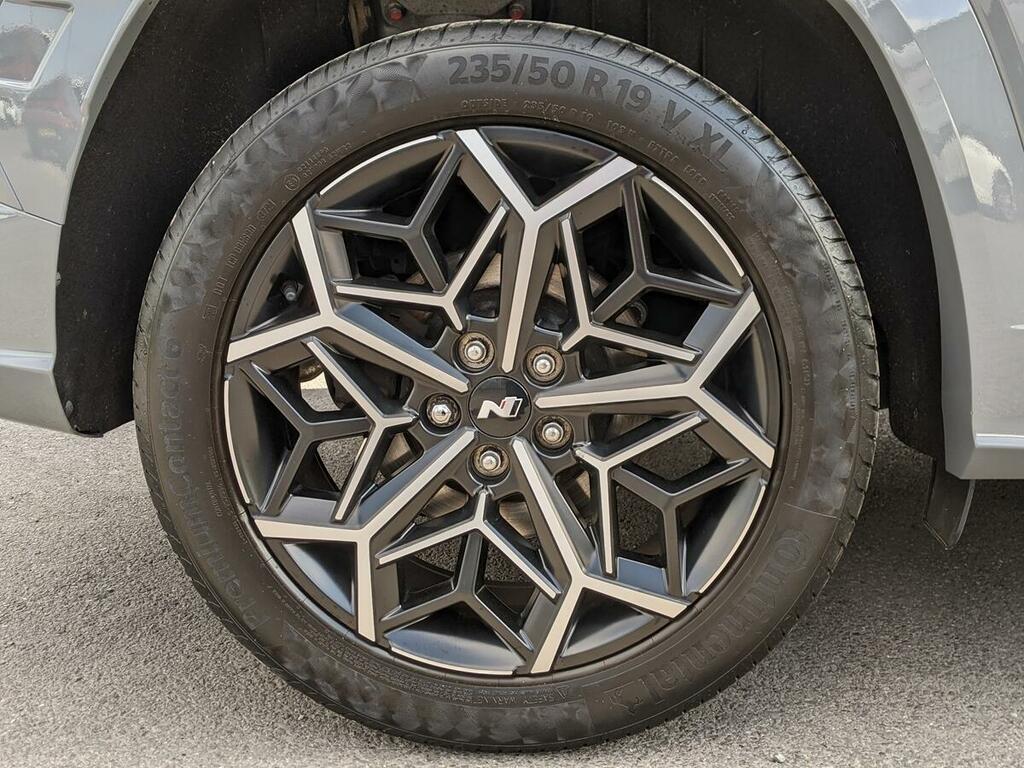 Hyundai Tucson Hatchback Grey #9