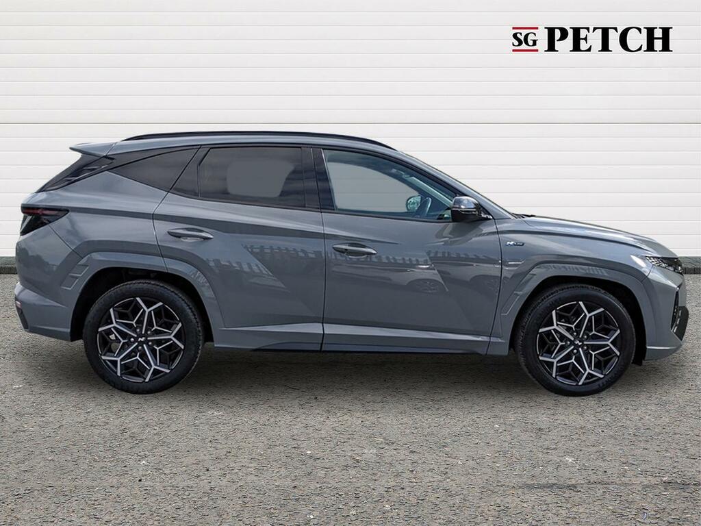 Hyundai Tucson Hatchback Grey #2
