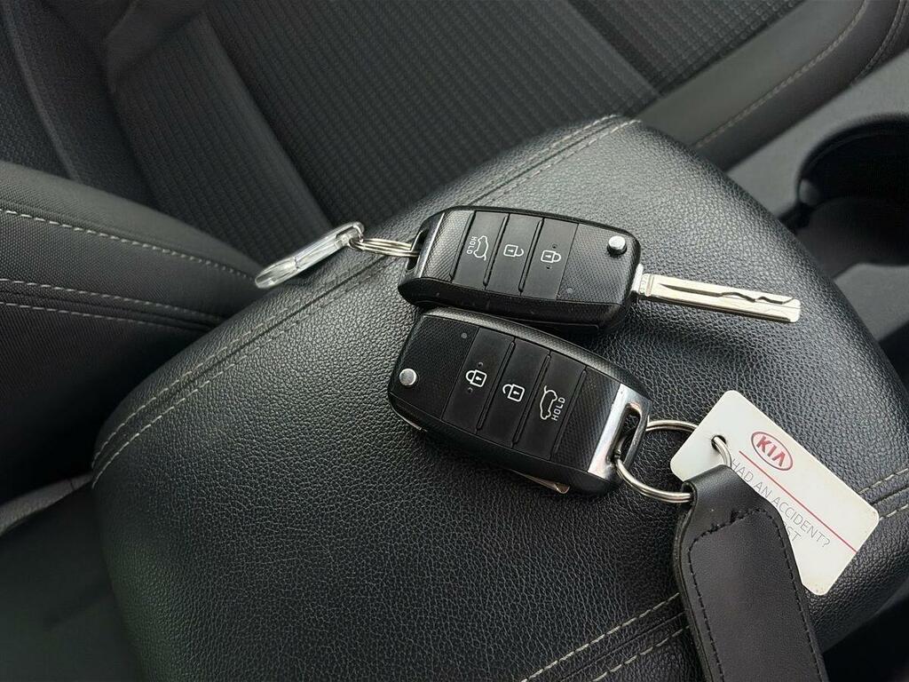 Kia Sportage 1 Black #22