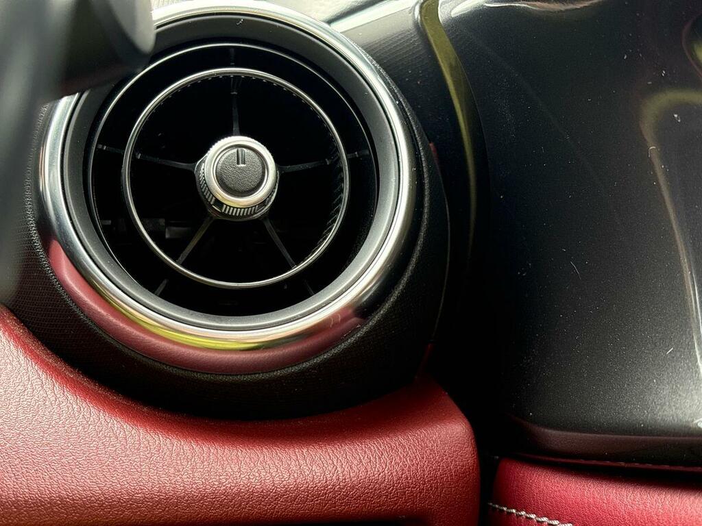 Mazda MX-5 RF 2.0 Skyactiv-g Sport Tech Convertible Red #25