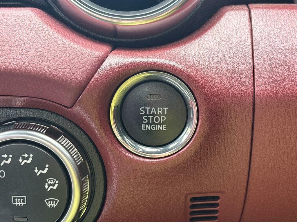 Mazda MX-5 RF 2.0 Skyactiv-g Sport Tech Convertible Red #33