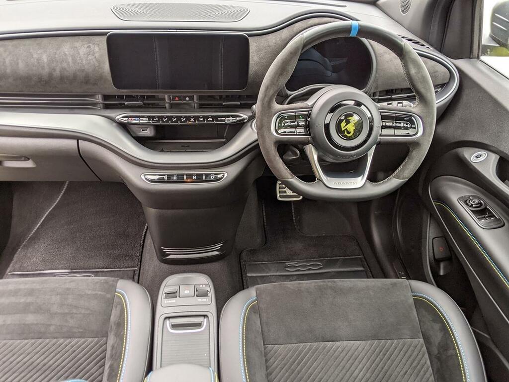 Abarth 500 114Kw Scorpionissima 42.2Kwh #9