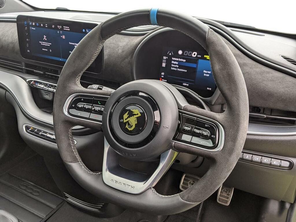 Abarth 500 114Kw Scorpionissima 42.2Kwh #19