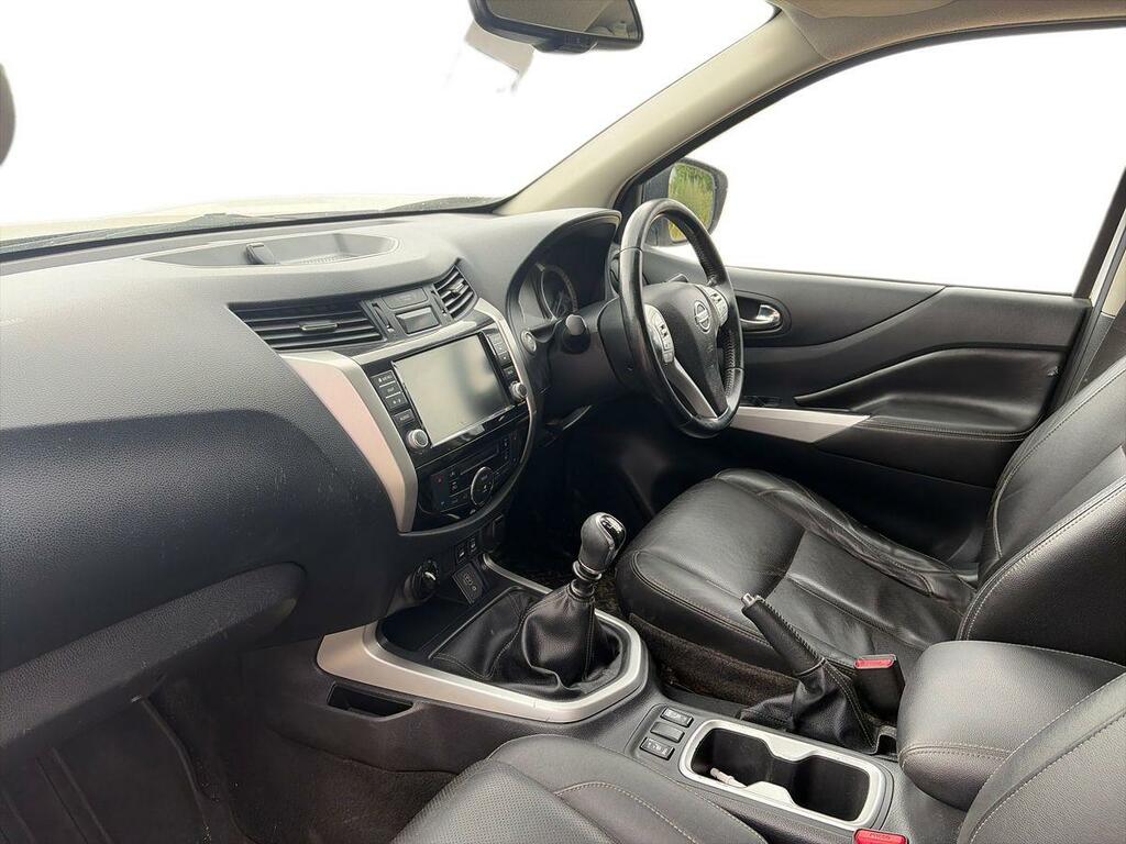Nissan Navara Dci Tekna Shr Dcb Silver #15