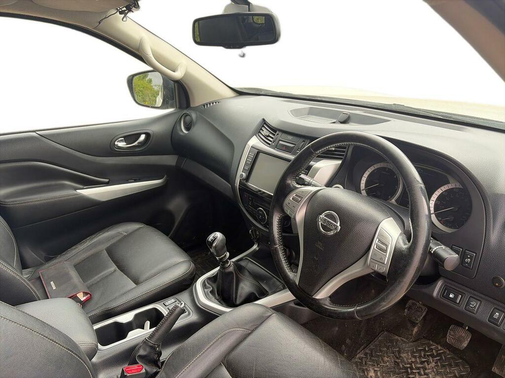 Nissan Navara Dci Tekna Shr Dcb Silver #10