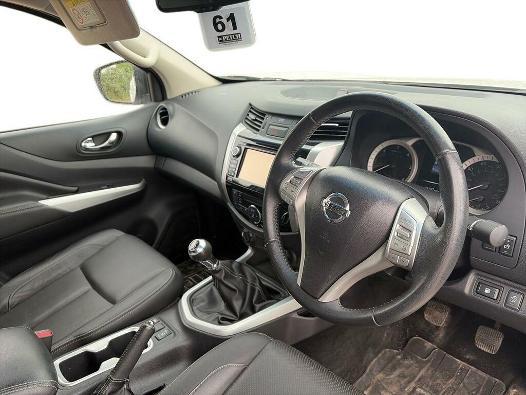 Nissan Navara Automatic Orange #10