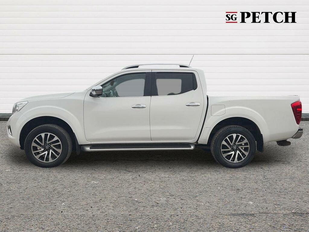Nissan Navara Automatic Orange #6