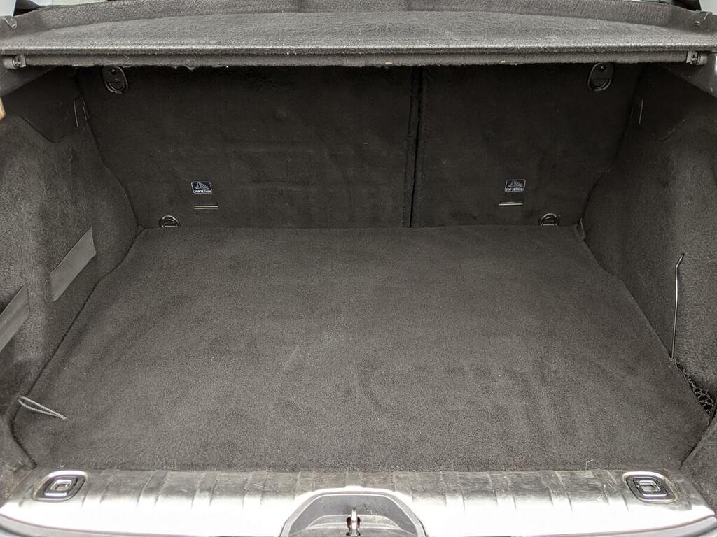 Peugeot 2008 Active Black #18