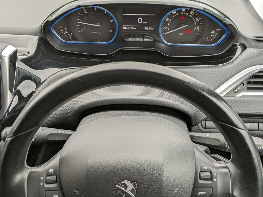 Peugeot 2008 Active Black #13