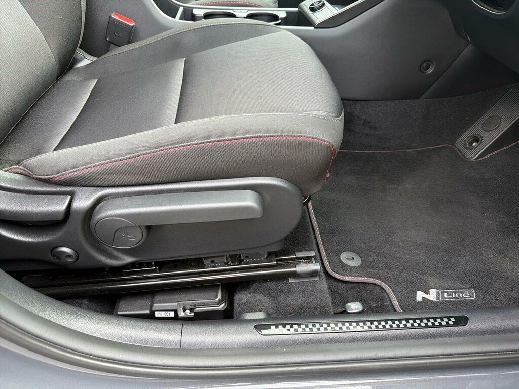Hyundai Kona Advance Grey #29