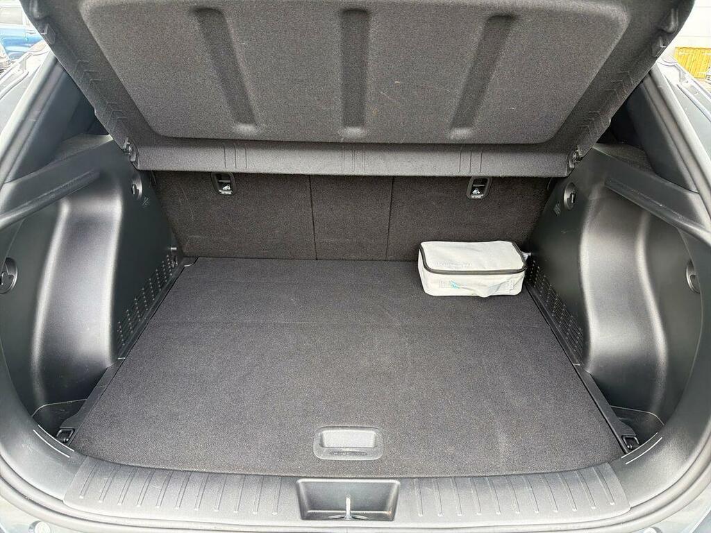 Hyundai Kona Advance Grey #18