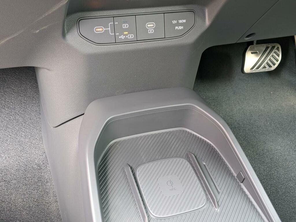 Kia EV3 148Kw Gt-line 81.4Kwh Orange #28