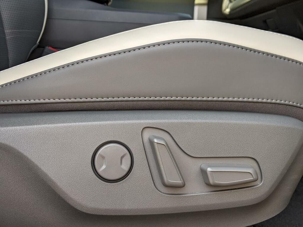 Kia EV3 148Kw Gt-line 81.4Kwh Orange #22