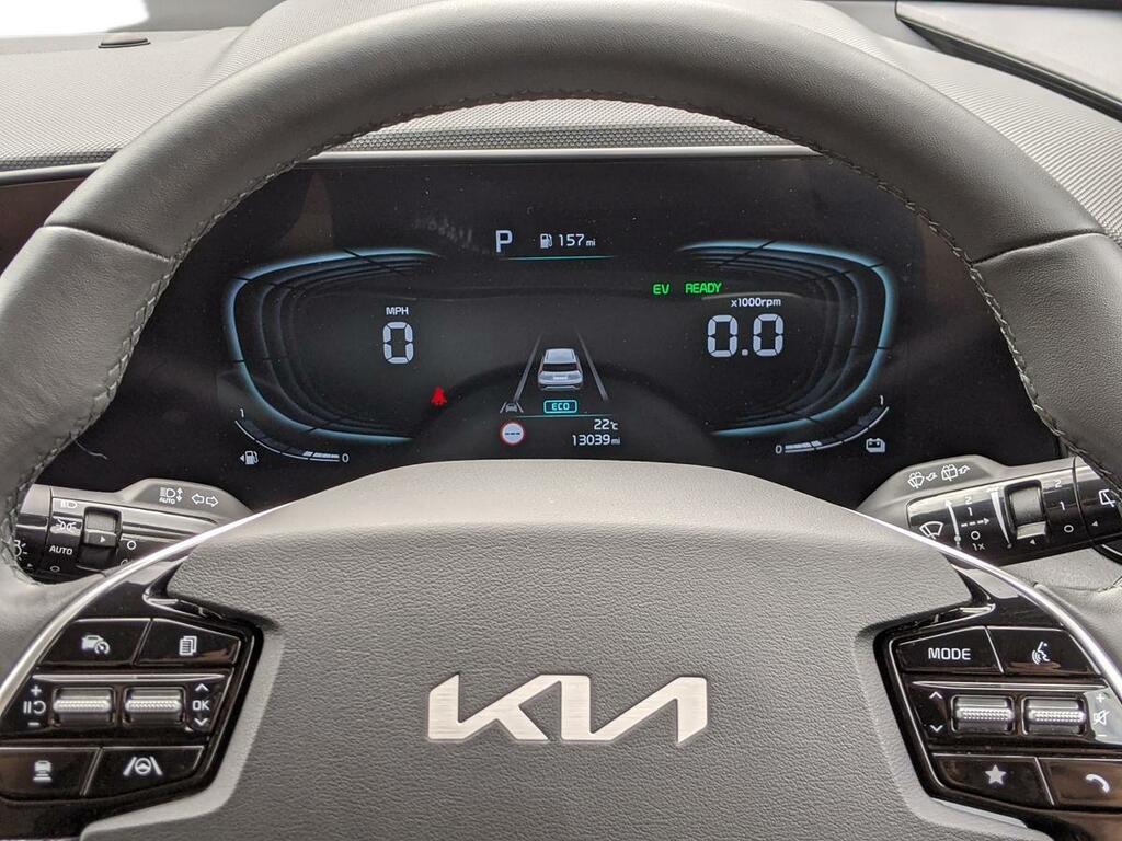 Kia Niro Kia Niro 2 White #13