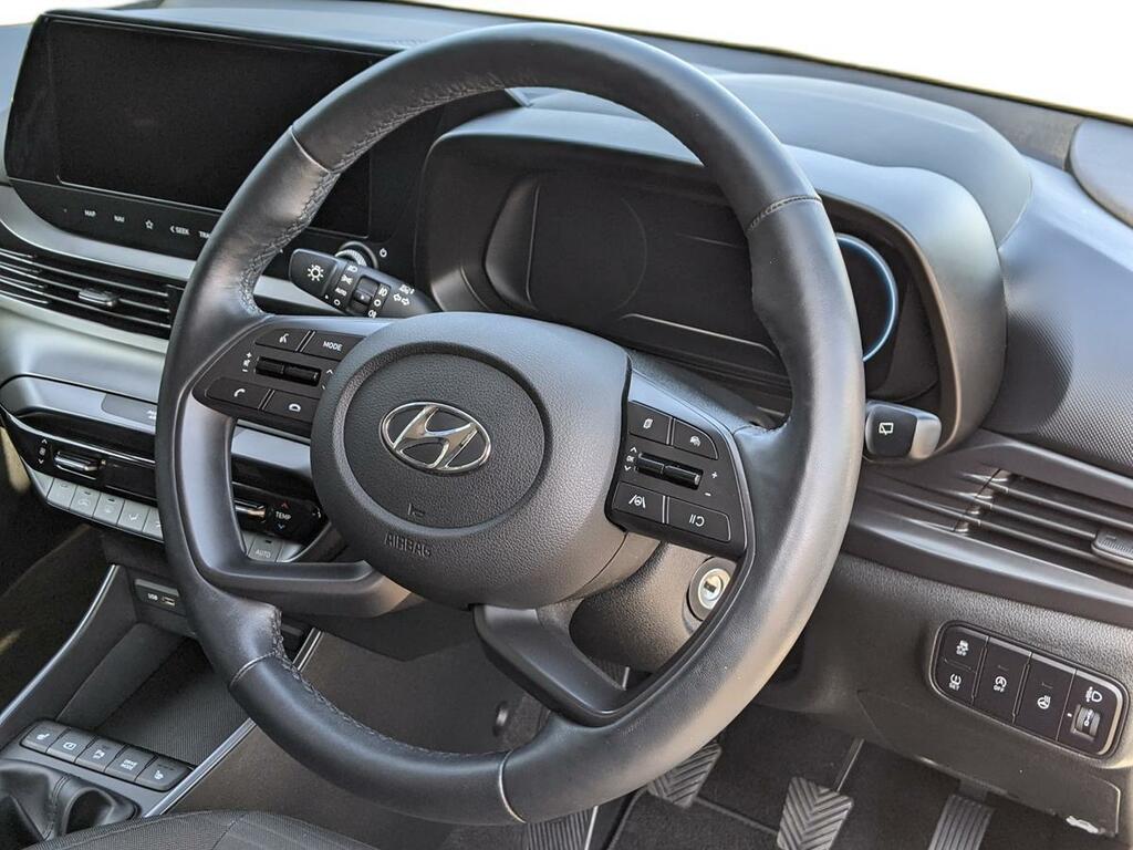 Hyundai I20 Se Connect White #24