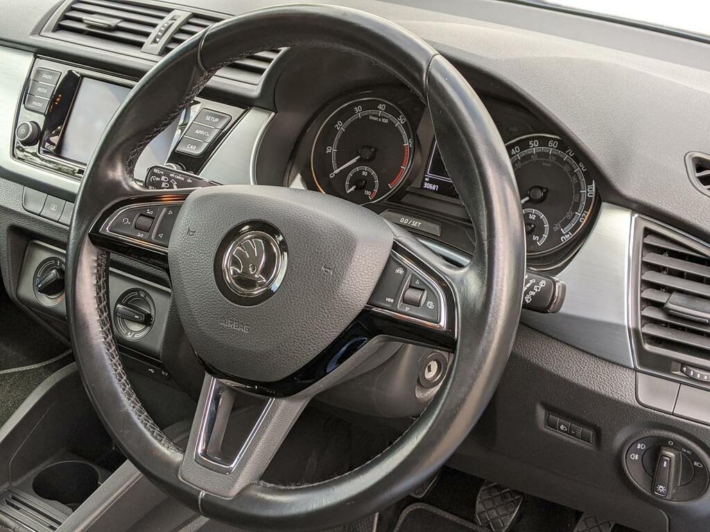 Skoda Fabia 1.0 Tsi Se L Silver #10