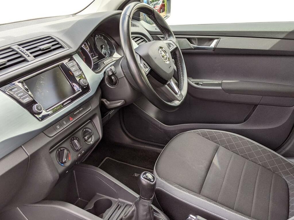 Skoda Fabia 1.0 Tsi Se L Silver #15